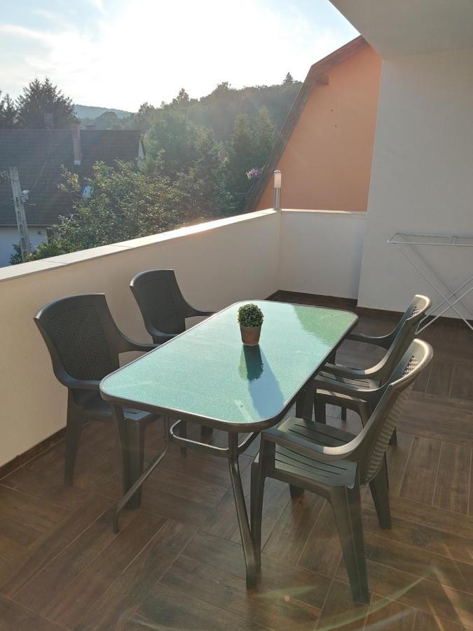 Fiesta Apartman Miskolc Exterior photo