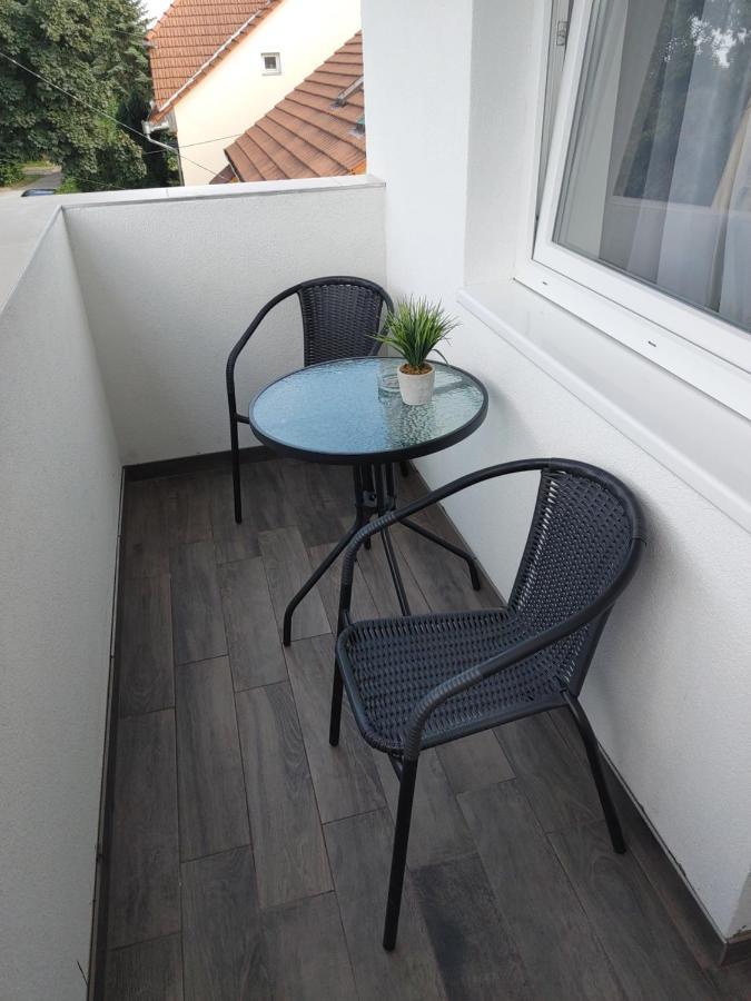 Fiesta Apartman Miskolc Exterior photo